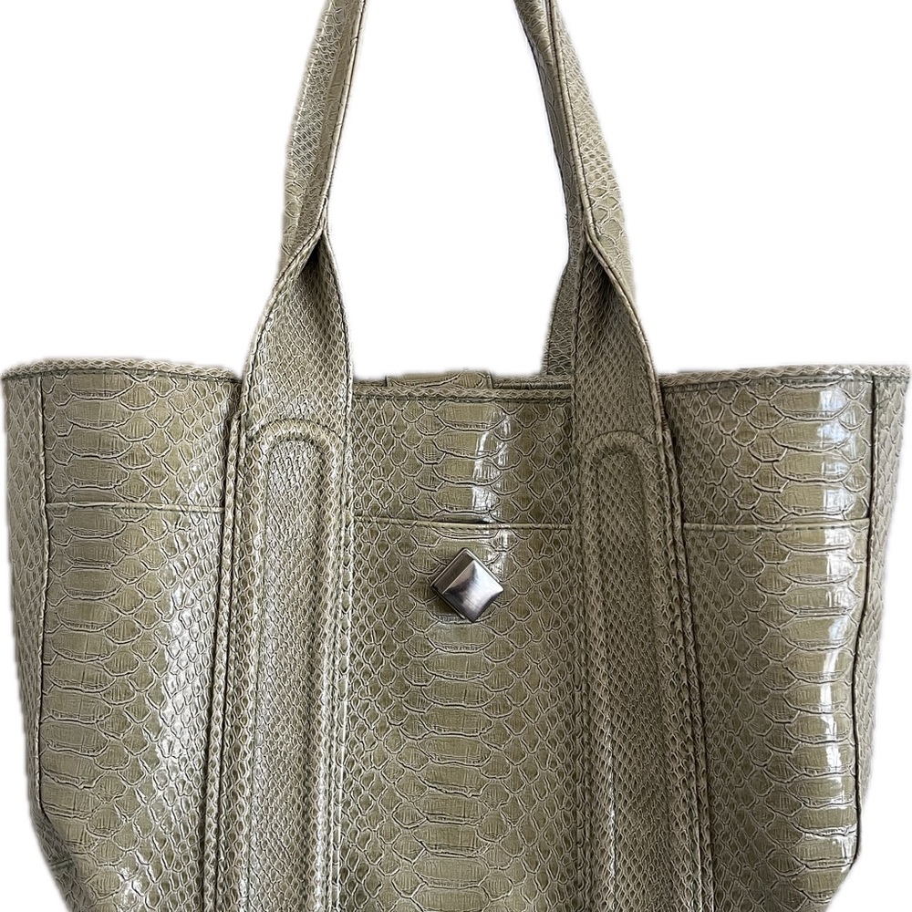 Elegant Crocodile-Embossed Sage Handbag